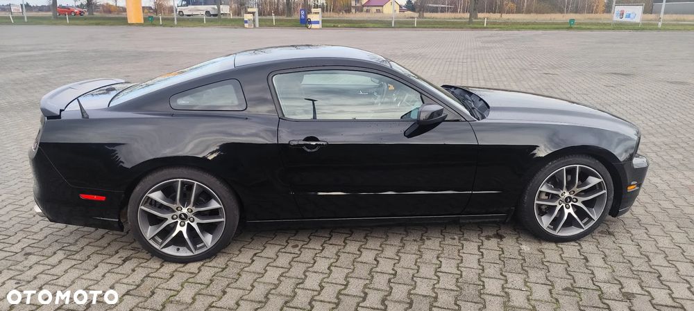 Ford Mustang 3.7 V6 Premium - 6