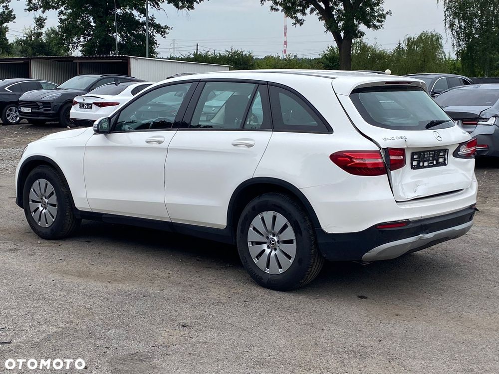 Mercedes-Benz GLC 250 4-Matic - 8