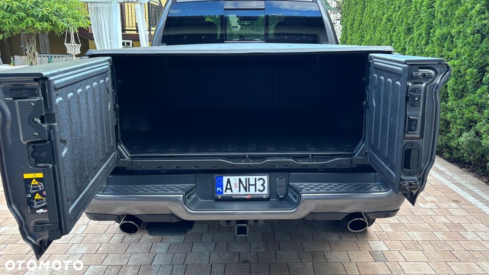 RAM 1500 5.7 eTorque Crew Cab Shortbed Limited Black - 16