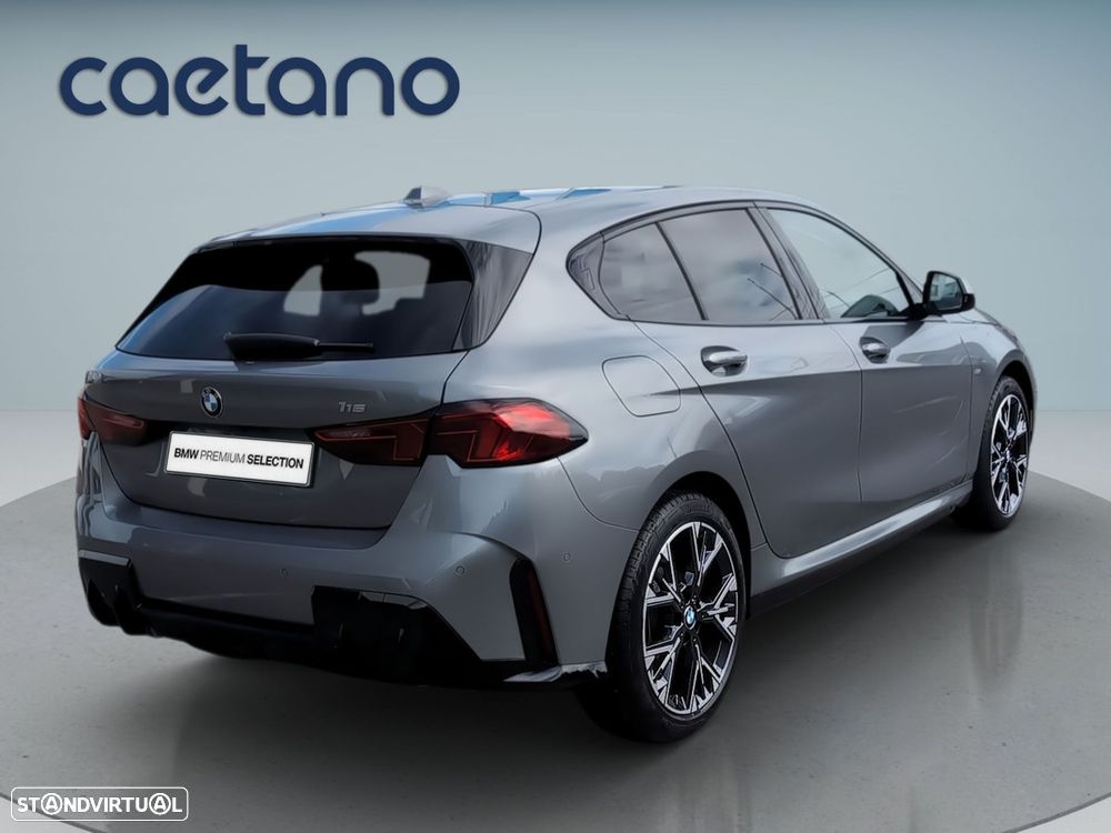 BMW 116 Pack Desportivo M — fotografia 8