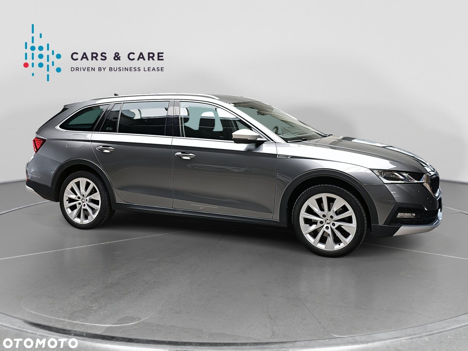 Skoda Octavia 2.0 TDI 4x4 Scout DSG - 8