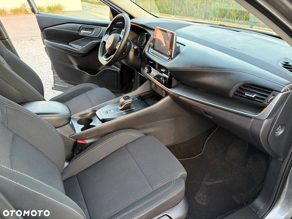 Nissan Qashqai 1.3 DIG-T MHEV Xtronic N-Connecta - 28