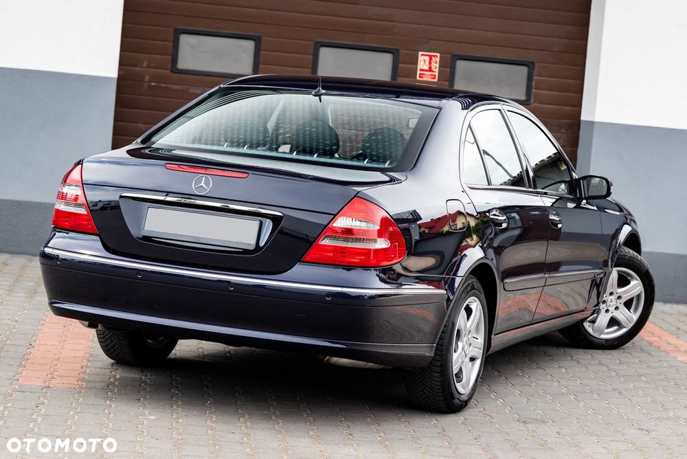 Mercedes-Benz Klasa E 200 Kompressor Automatik Elegance Sport Edition - 13