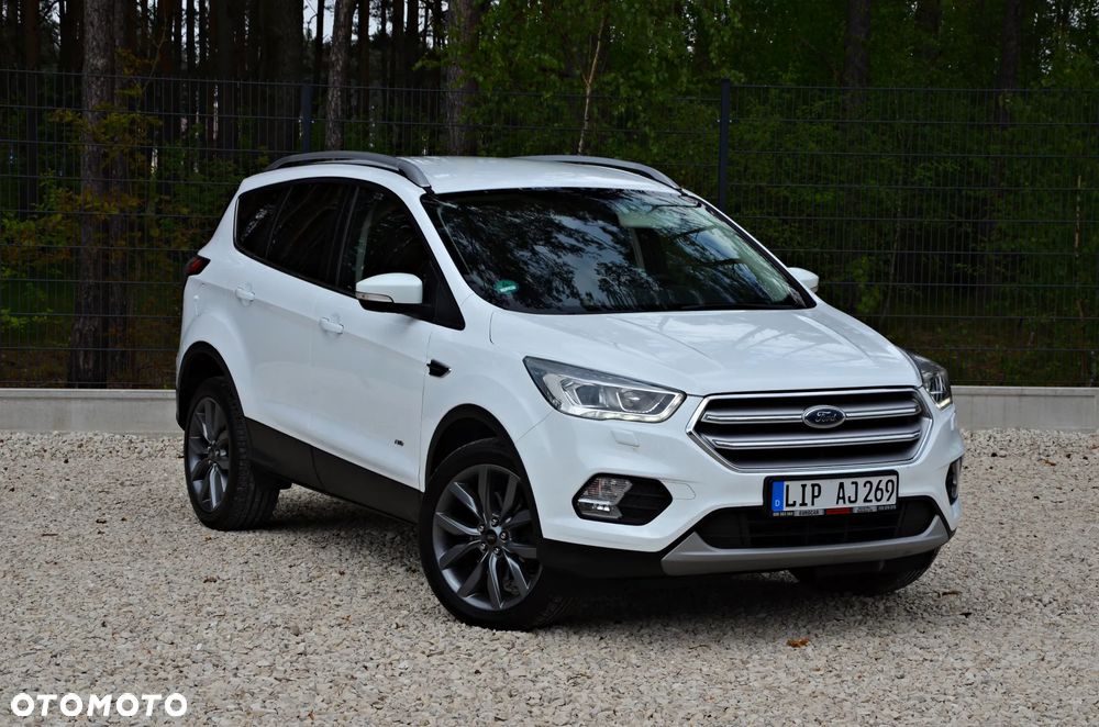Ford Kuga 2.0 TDCi AWD Titanium - 2