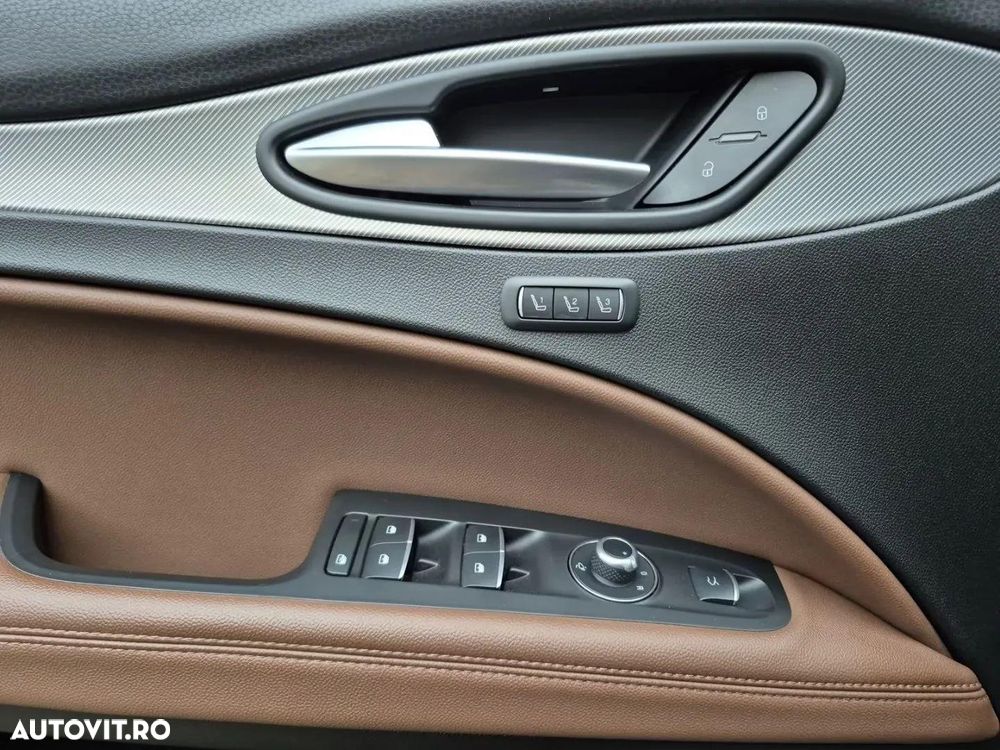 Alfa Romeo Stelvio - 15