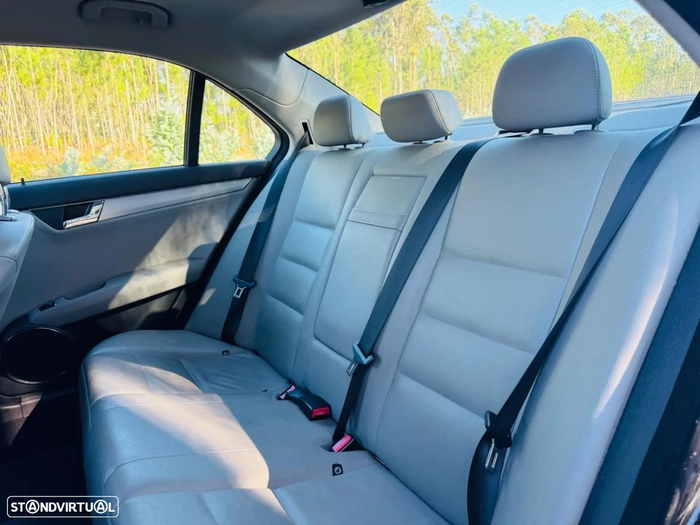 Mercedes-Benz C 220 CDi Avantgarde BlueEfficiency Aut. - 38