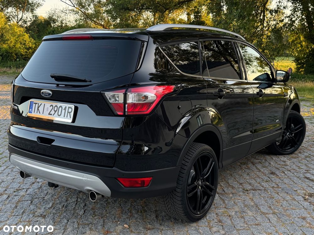 Ford Kuga 2.0 TDCi 4x4 Titanium - 4