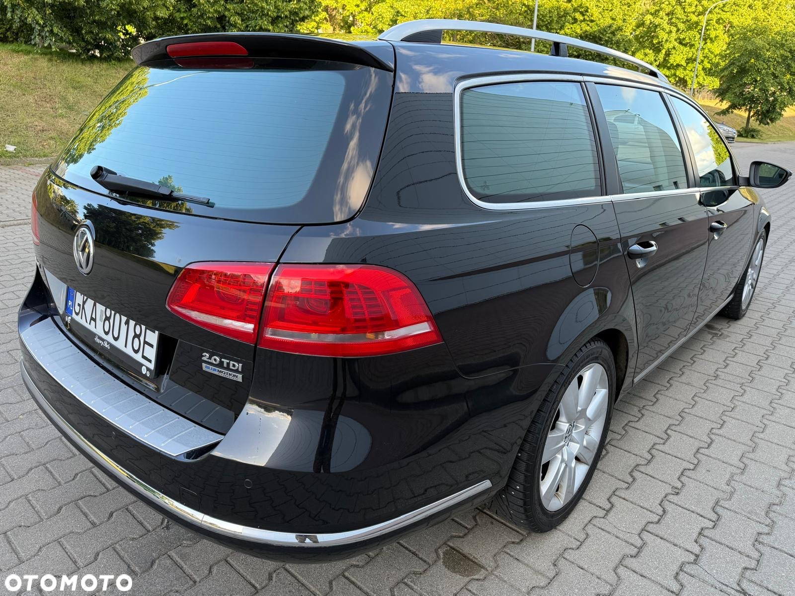 Volkswagen Passat 2.0 TDI DPF Highline - 4
