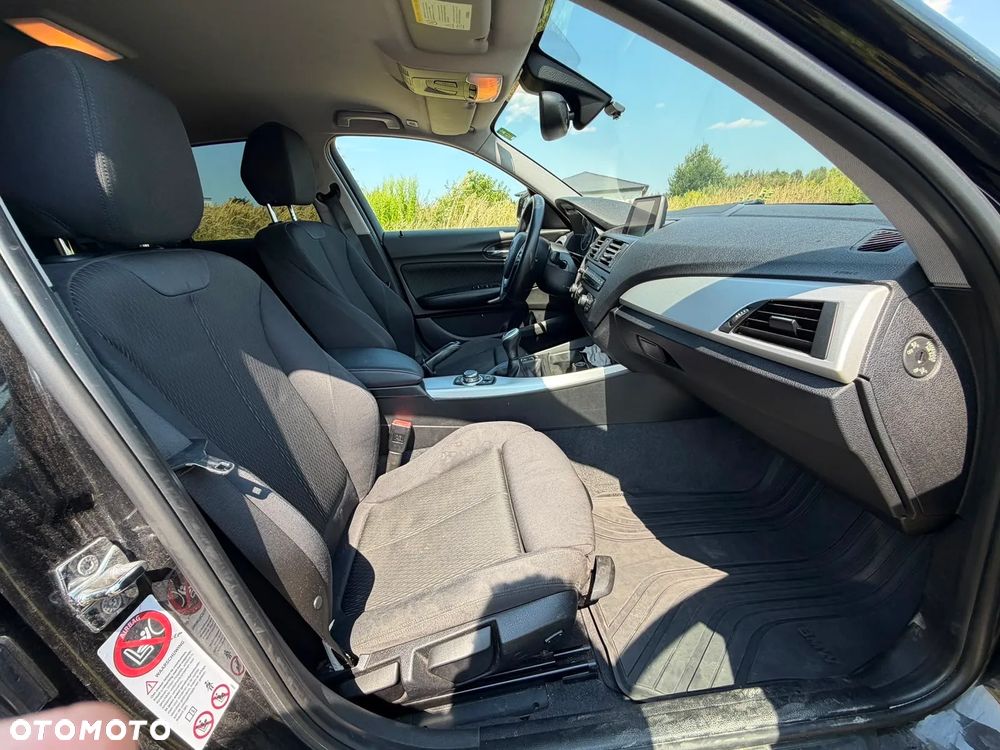 BMW Seria 1 116d EfficientDynamics Sport Line - 26