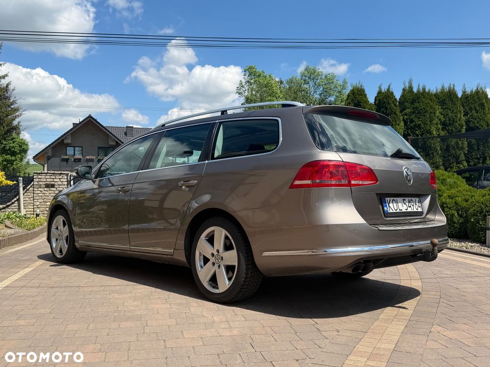 Volkswagen Passat 2.0 TDI 4Motion Highline - 17