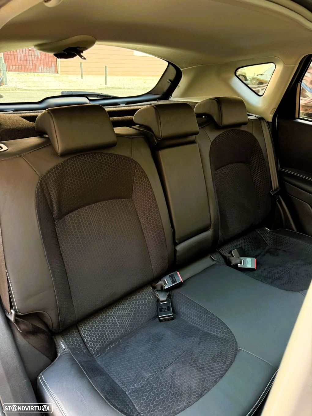 Nissan Qashqai 1.6 dCi N-Connecta 18 - 21