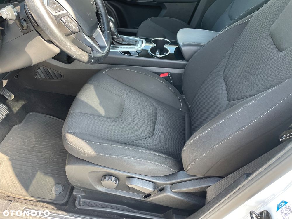 Ford S-Max 2.0 TDCi Titanium PowerShift - 9