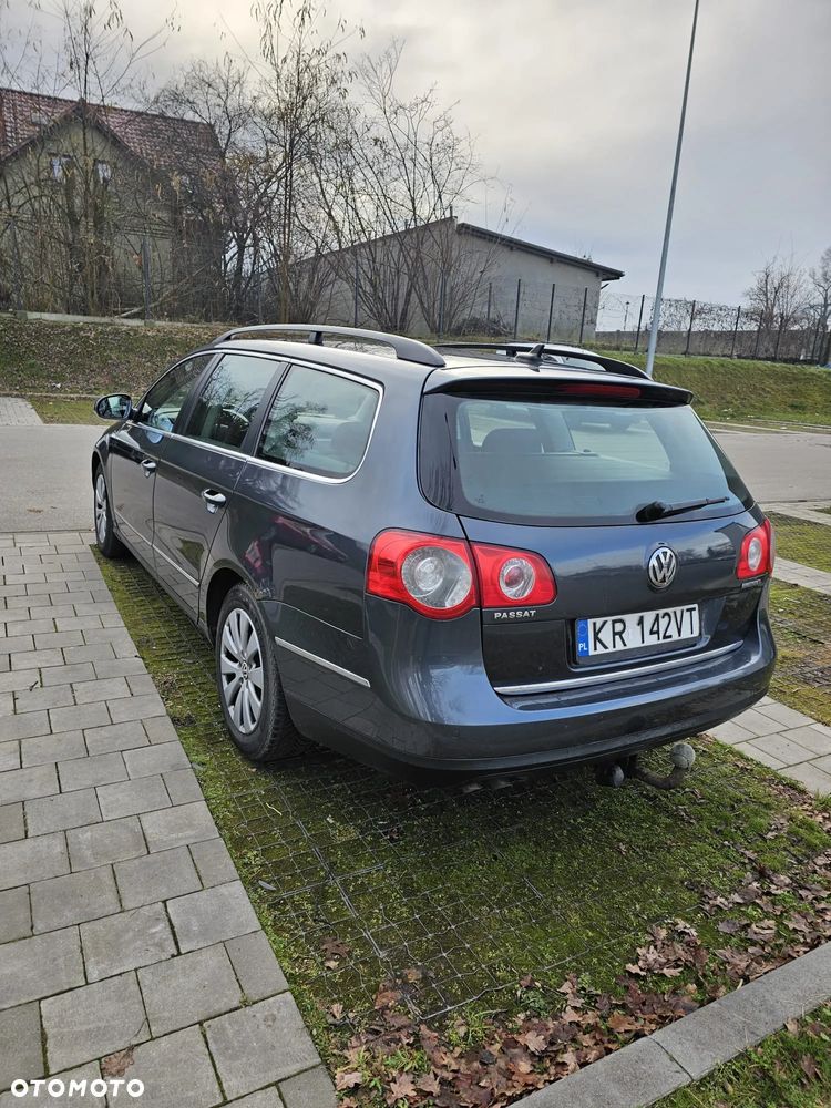 Volkswagen Passat 1.9 TDI DPF BlueMotion - 6