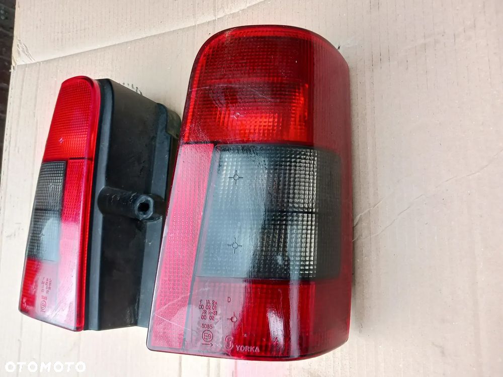 Lampy tył tylne Citroen Berlingo Peugeot Partner - 2