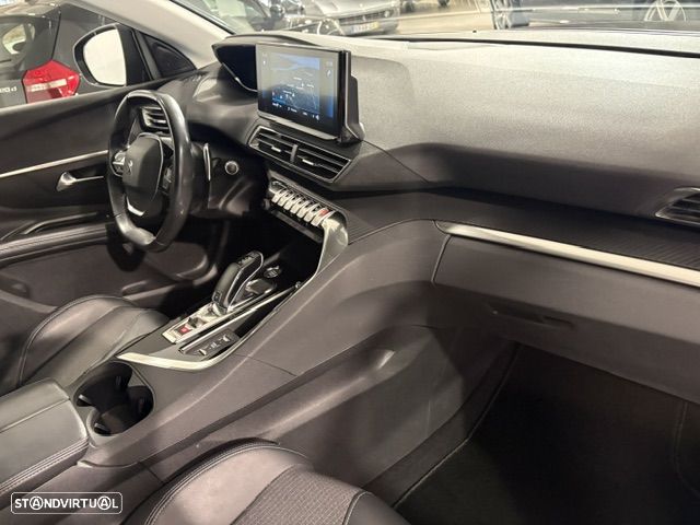 Peugeot 5008 1.5 BlueHDi GT Pack EAT8 — fotografia 39