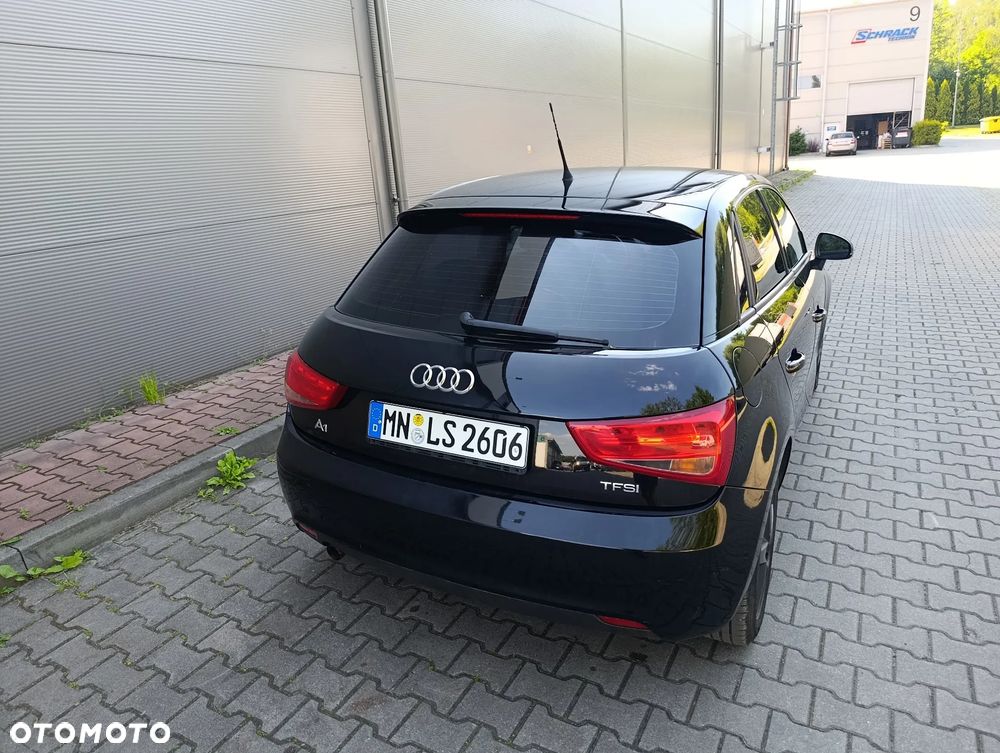 Audi A1 Sportback 1.2 TFSI S line edition - 9
