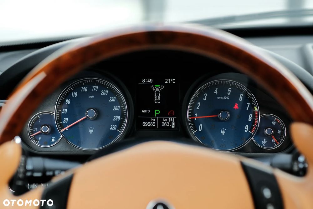 Maserati Quattroporte S - 25