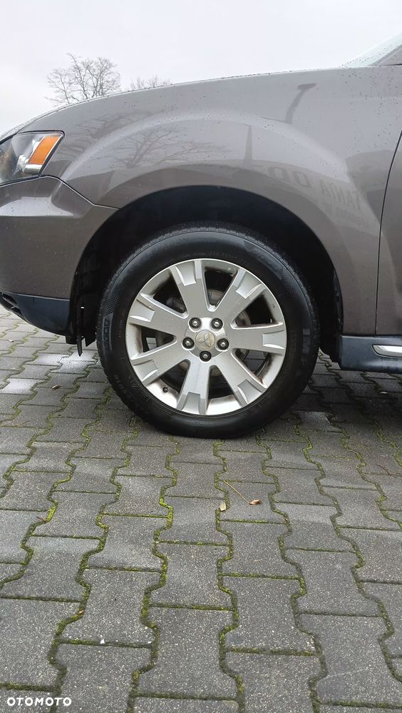 Mitsubishi Outlander 2.0 2WD CVT Invite - 10