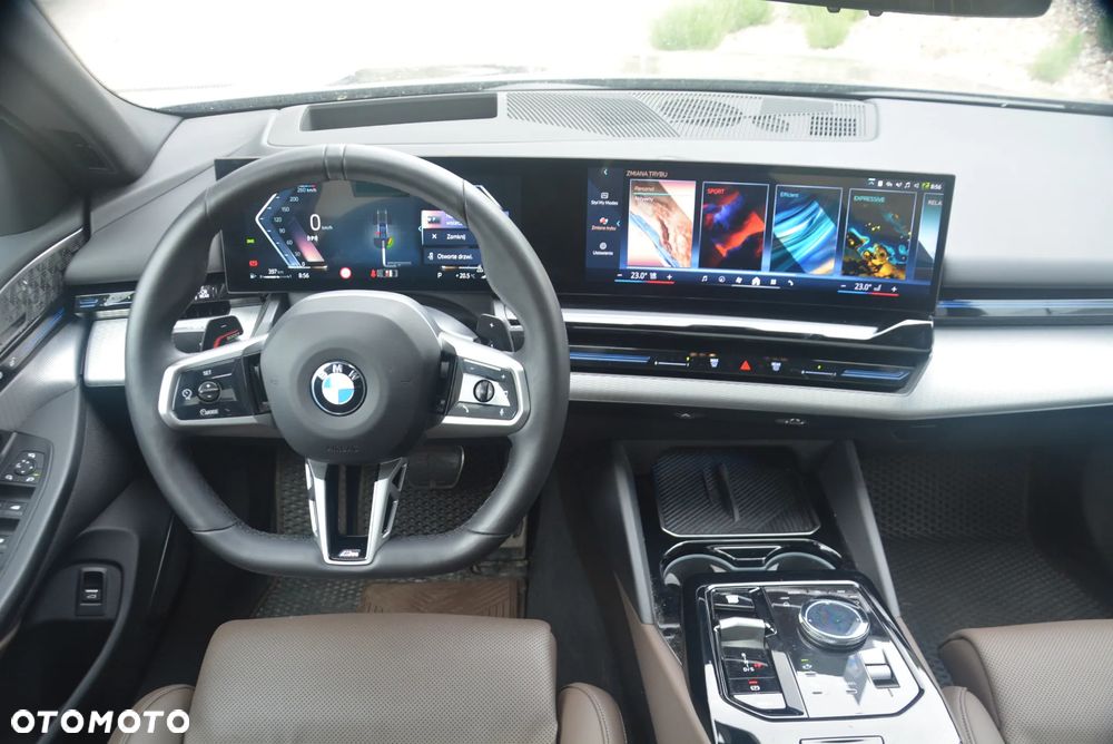 BMW Seria 5 520d xDrive mHEV M Sport - 6