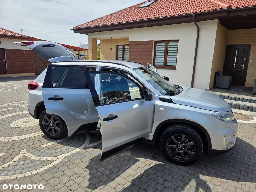 Suzuki Vitara 1.4 Boosterjet SHVS Comfort Plus 2WD - 11