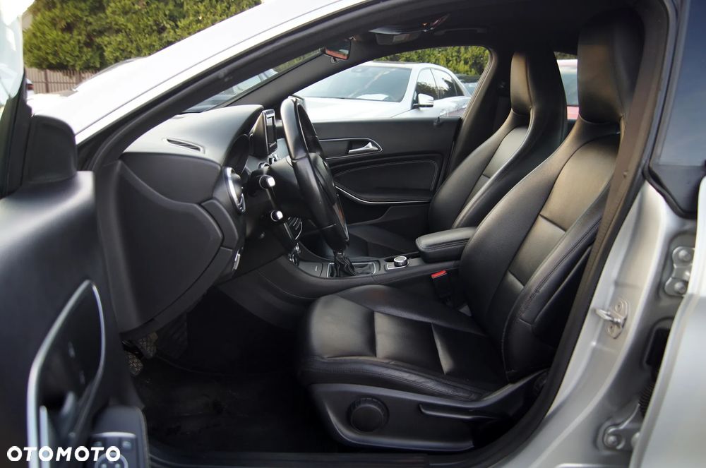 Mercedes-Benz CLA 200 CDI - 10