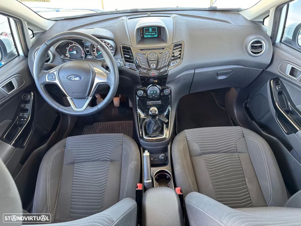 Ford Fiesta 1.0 T EcoBoost Titanium - 15