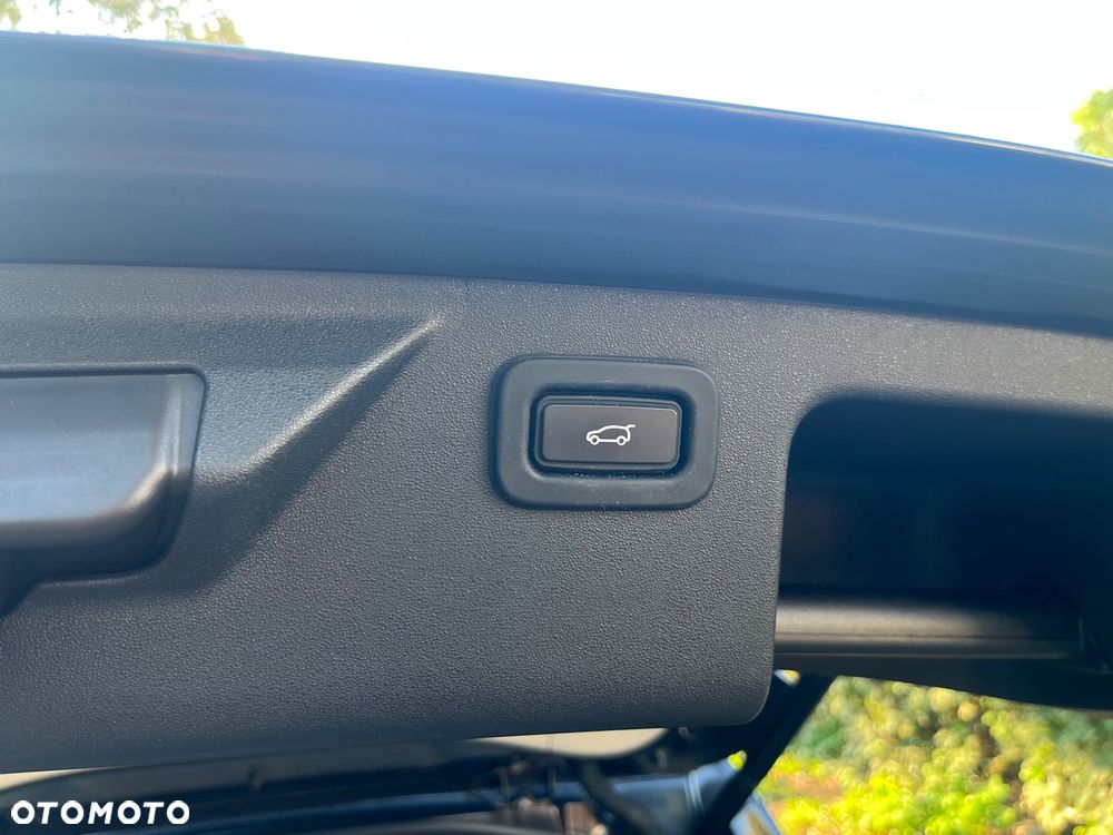 Land Rover Discovery Sport 1.5 P300e PHEV R-Dynamic SE - 38
