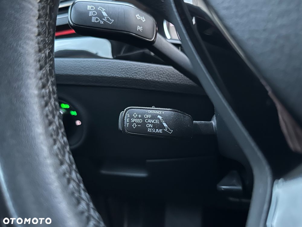 Skoda Superb 2.0 TDI DSG L&K - 14