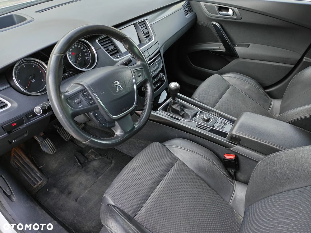 Peugeot 508 HDi FAP 165 Allure - 28