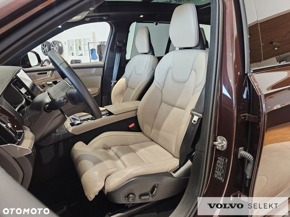 Volvo XC 90 - 20