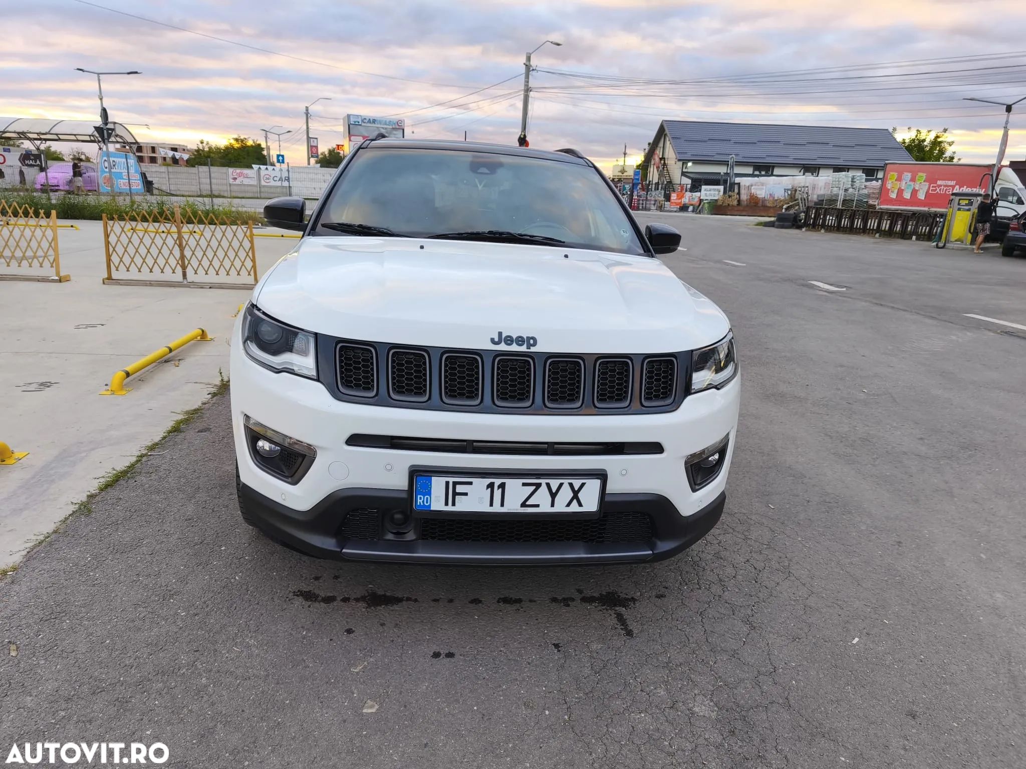 Jeep Compass - 1
