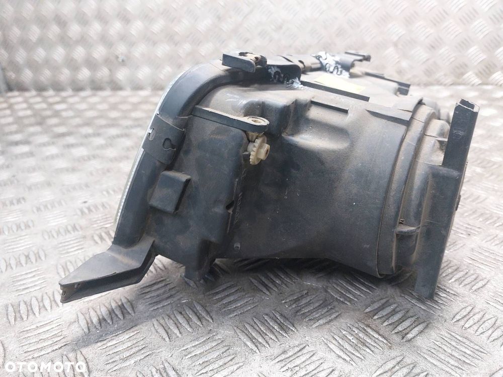 LAMPA PRAWY PRZÓD AUDI 80 B4 893941004Q 1305235187 - 8