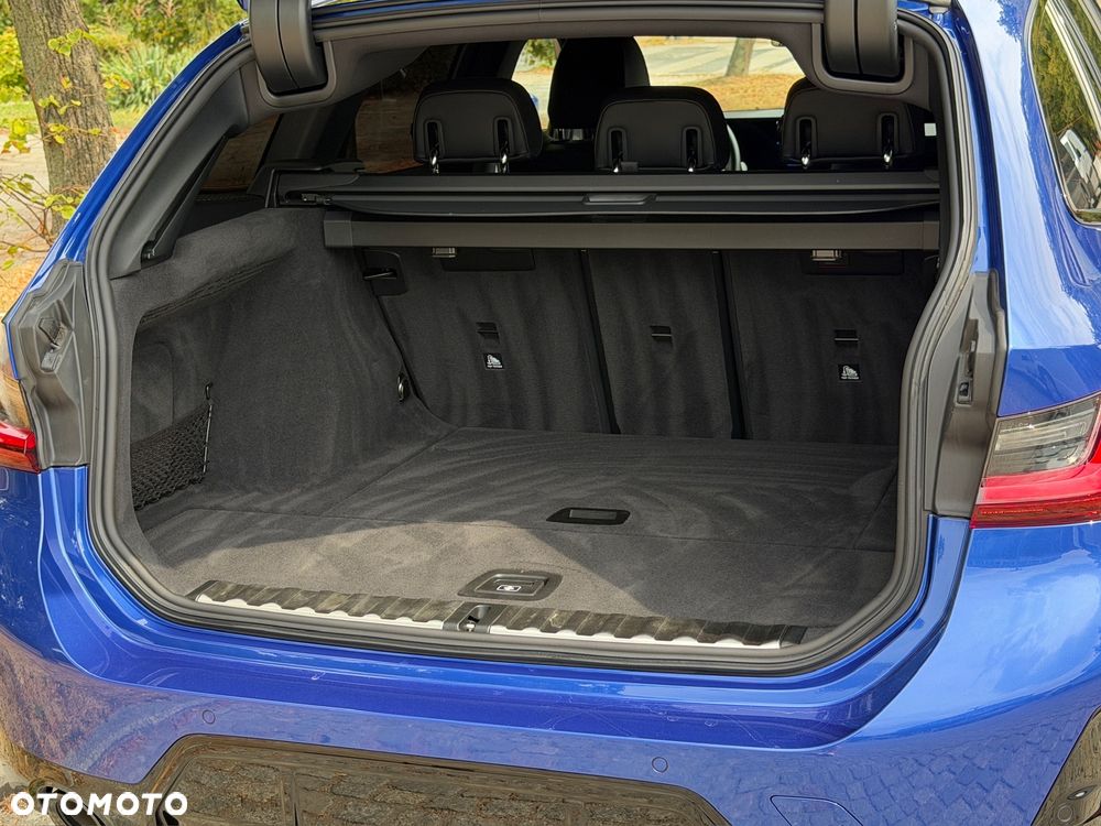 BMW Seria 3 330i M Sport sport - 34