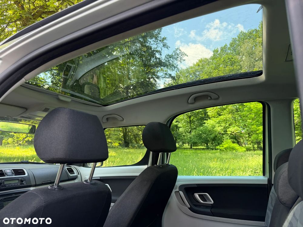 Skoda Roomster 1.6 16V Comfort PLUS EDITION - 19