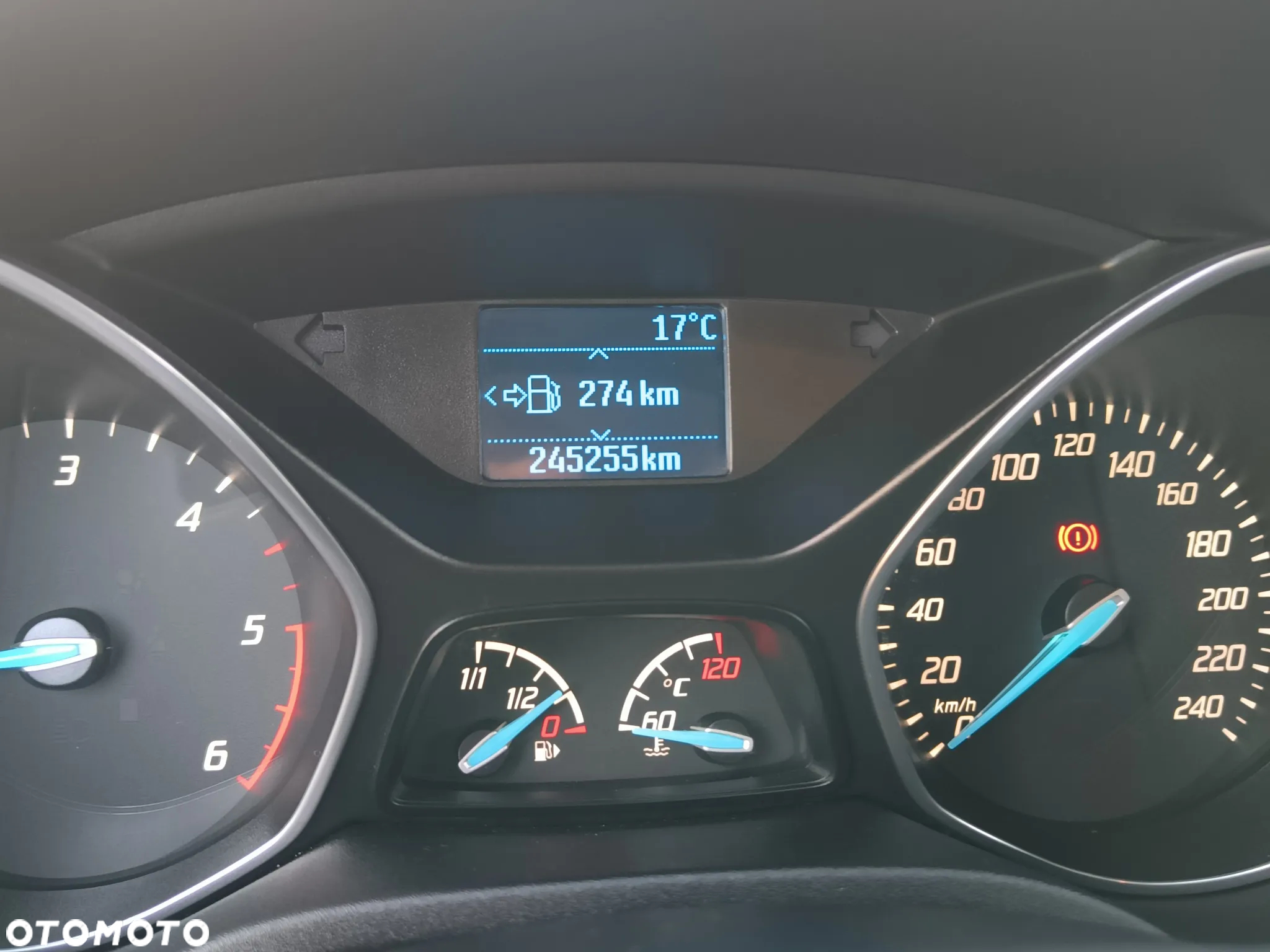 Ford Focus - 23