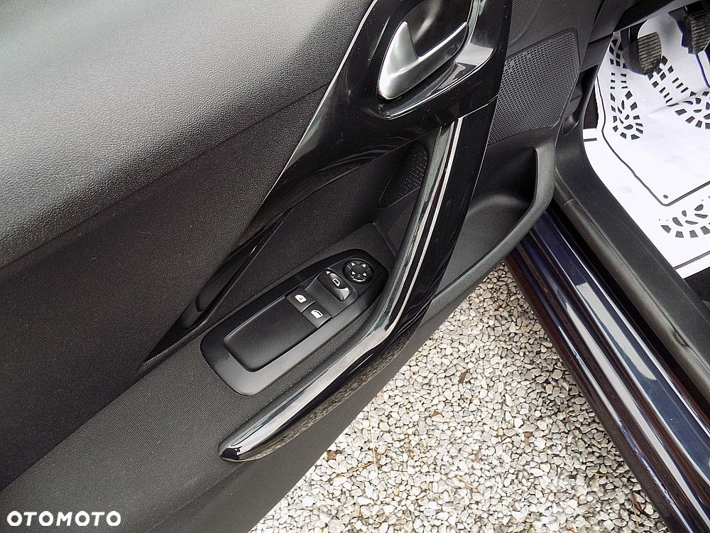 Peugeot 208 PureTech 82 Start & Stop Allure - 9