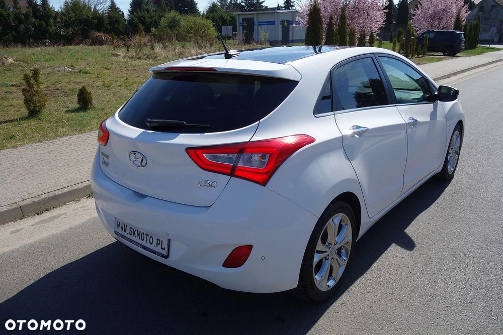 Hyundai i30 1.6 Fifa World Cup Edition - 21