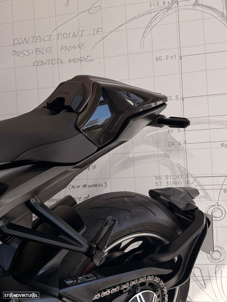 Honda CB 1000R Black Edition - 7