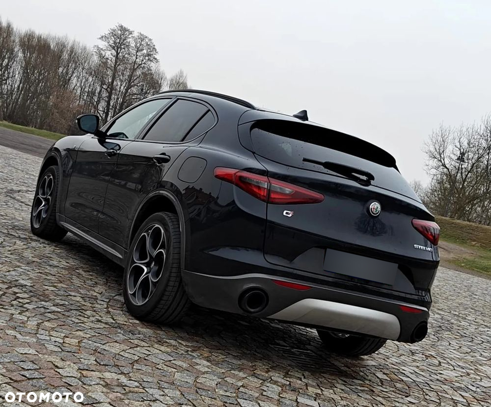 Alfa Romeo Stelvio 2.0 Turbo TI Q4 - 6