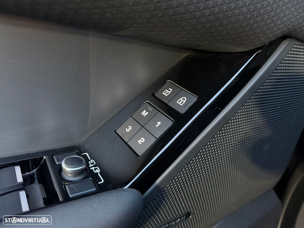 Land Rover Range Rover Velar 2.0 D200 AWD R-Dynamic SE - 18