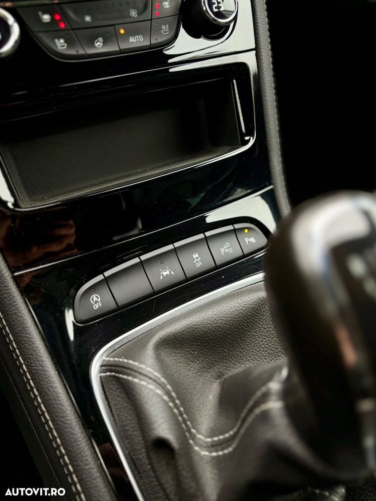 Opel Astra 1.6 CDTI DPF ecoFLEX Start/Stop Exklusiv - 9