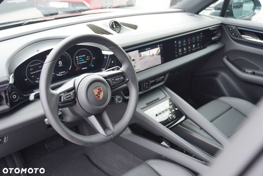 Porsche Macan - 8