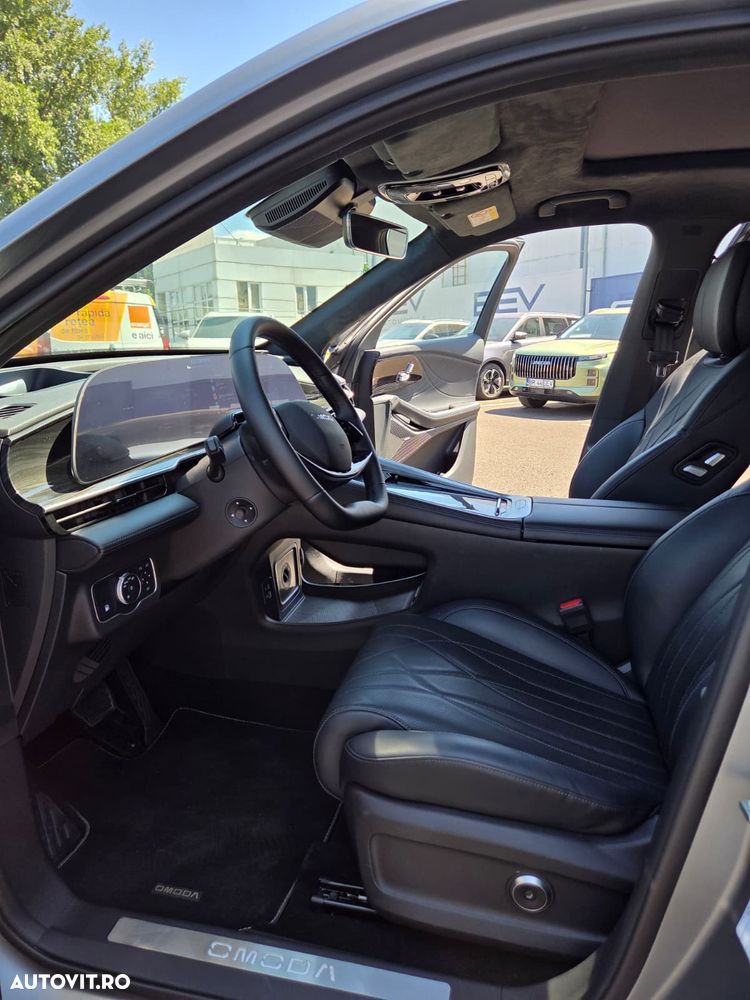 Omoda 9 1.5 TGDI 3DHT PHEV Exclusive - 12