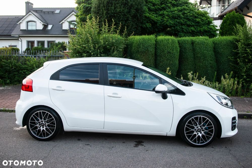 Kia Rio 1.2 Attract - 4