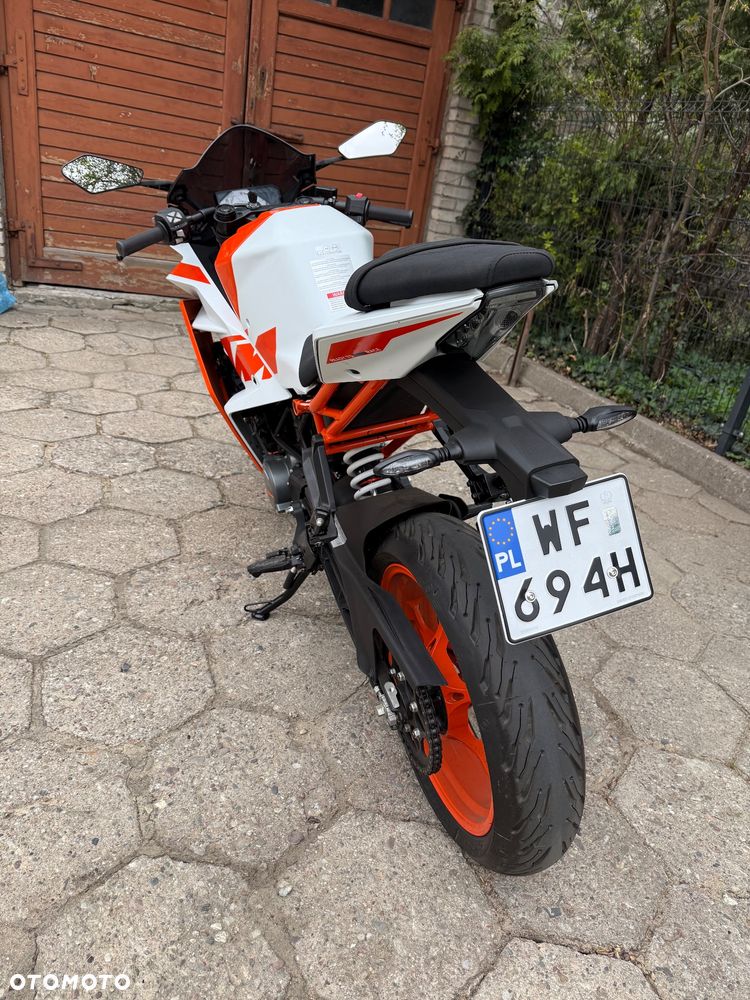 KTM RC 125 - 11