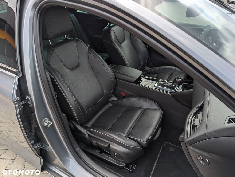 Opel Insignia 2.0 Direct Inj Trb 4x4 Ultimate Exclusive - 35