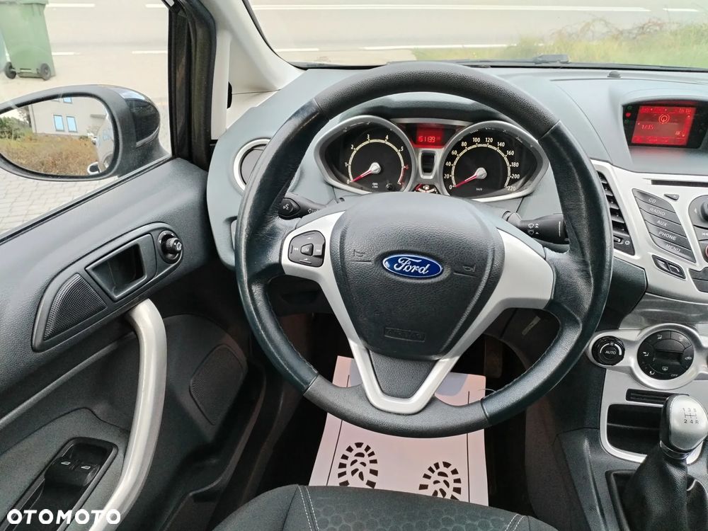 Ford Fiesta - 21