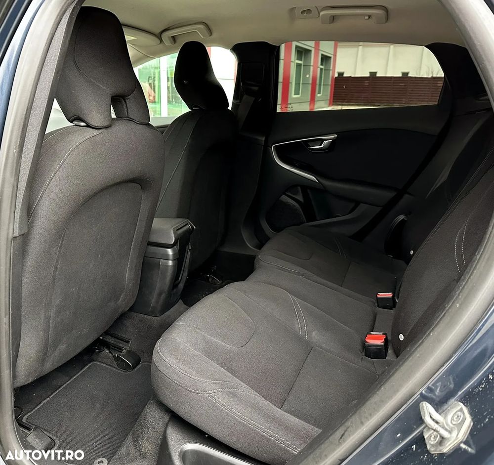 Volvo V40 - 28