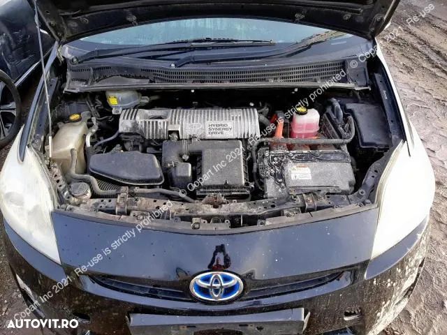 Dezmembrez Toyota Prius 3 - 7
