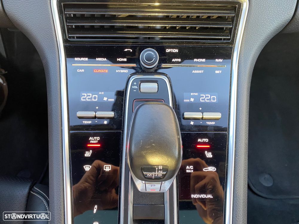 Porsche Panamera - 11
